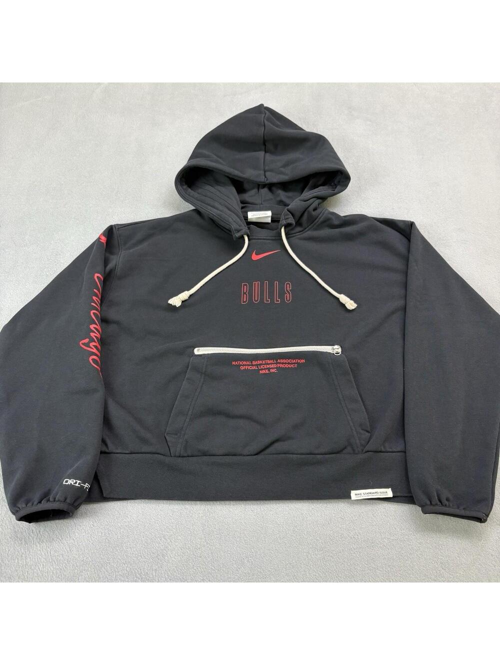 Nike Chicago Bulls NBA Dri Fit Hoodie Women’s Size Small Oversized Fit Black
